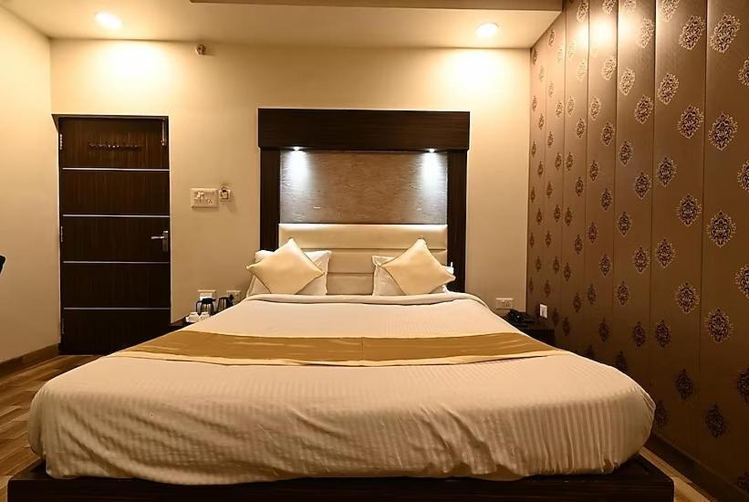Hotel I.P. Palace 勒克瑙 外观 照片