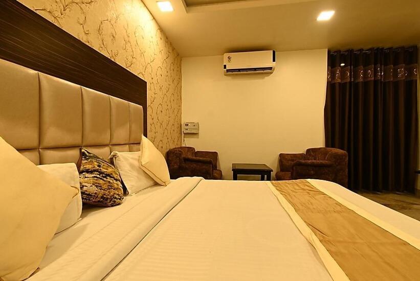Hotel I.P. Palace 勒克瑙 外观 照片