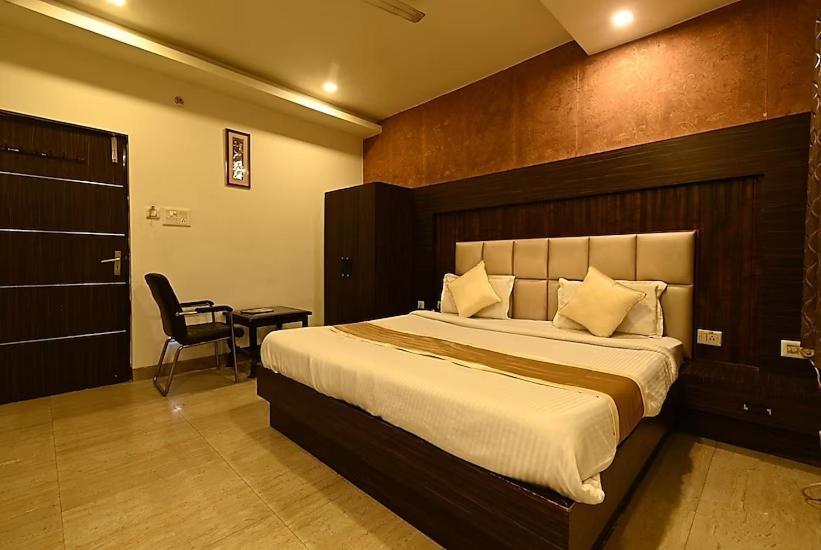 Hotel I.P. Palace 勒克瑙 外观 照片